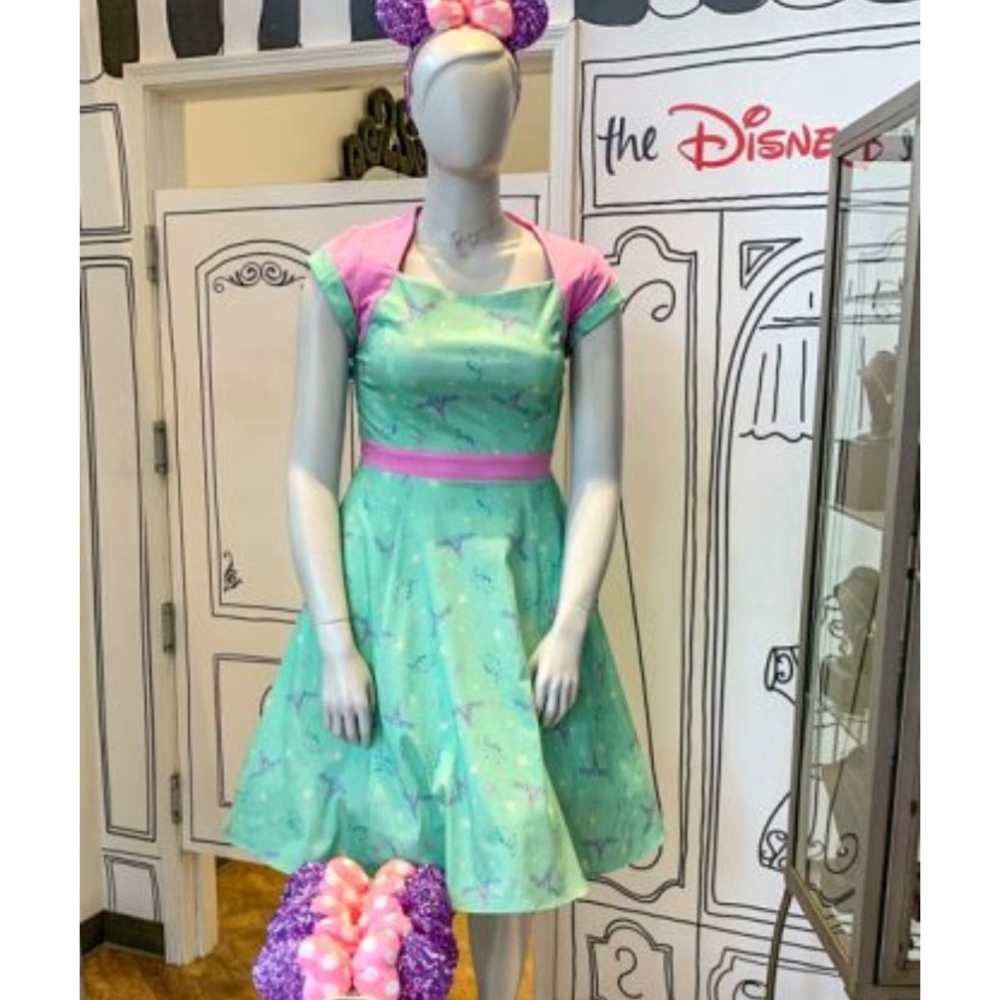 Flo’s V8 Cafe Dress for Women from Cars